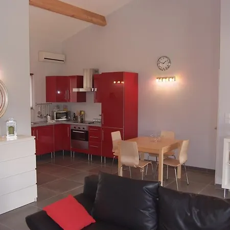 Clos Du Charme Holiday home *